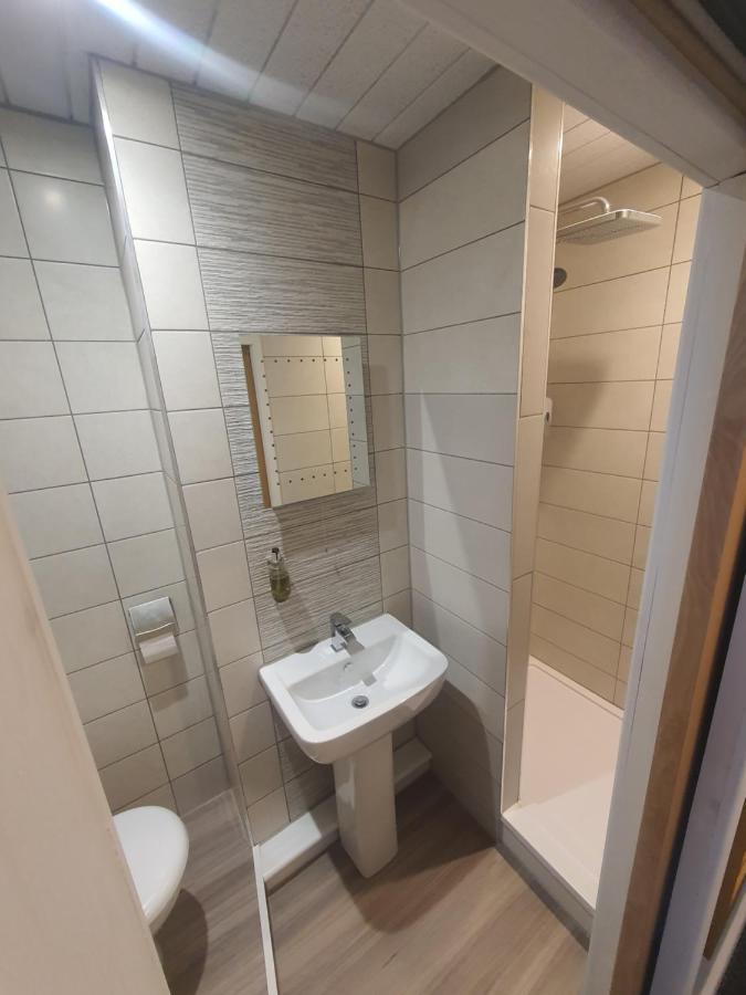 Newark Hotel Пітерборо Екстер'єр фото